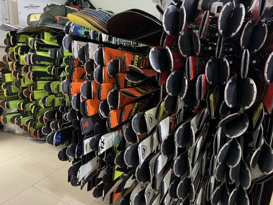 Лижі новий завіз.