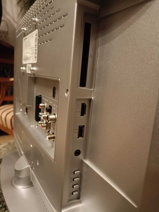 Telewizor Led GRUNDIG 22 Cale USB Full HD