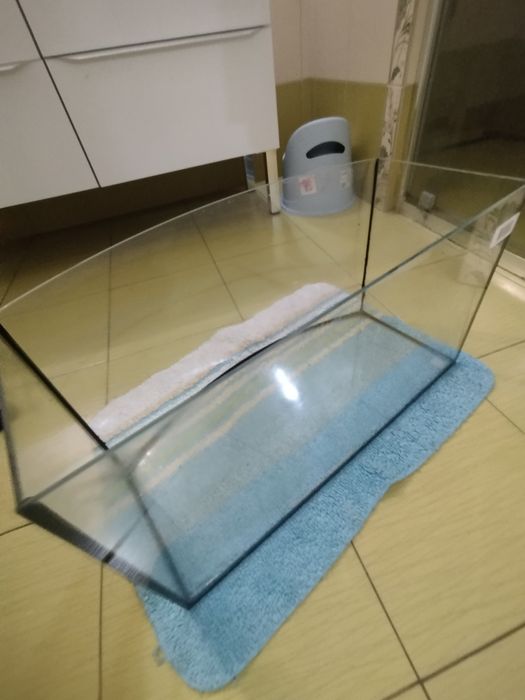 Akwarium ok. 64×20×28 54 l