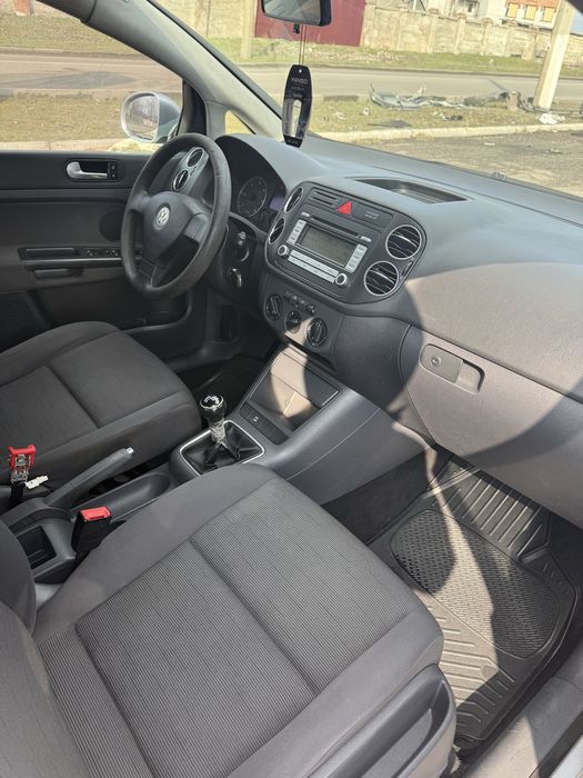 Golf plus 1.9 tdi 5 ступка