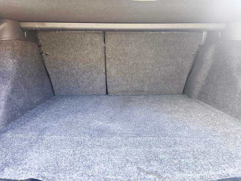 Renault Mégane — fotografia 12