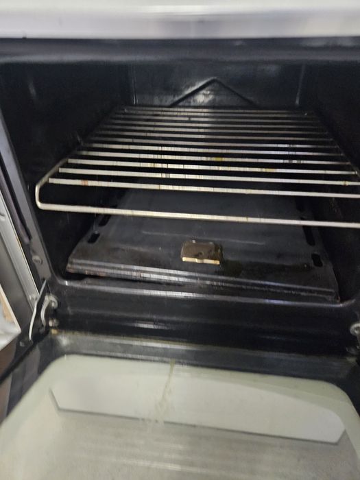 Forno 4 bicos bom estado
