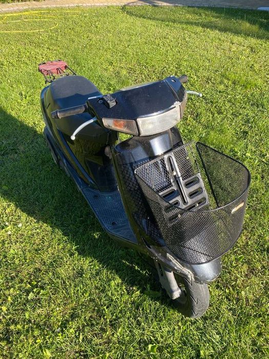Suzuki Adress V100