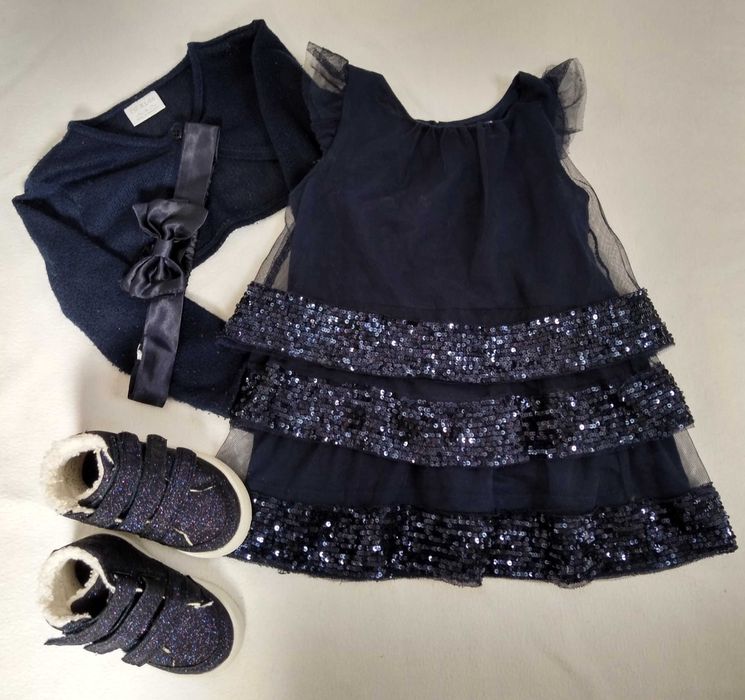 Zestaw jesienno zimowy : sukienka z bolerkiem 74 buciki 21