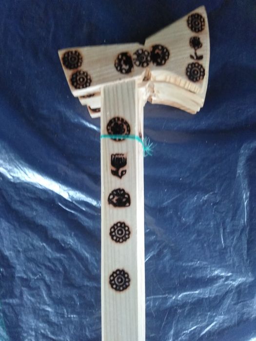 Топорик дерев'яний.