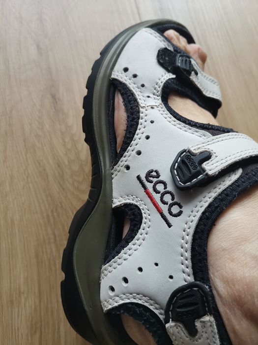 Skórzane sandały ECCO  OFROAD, 35