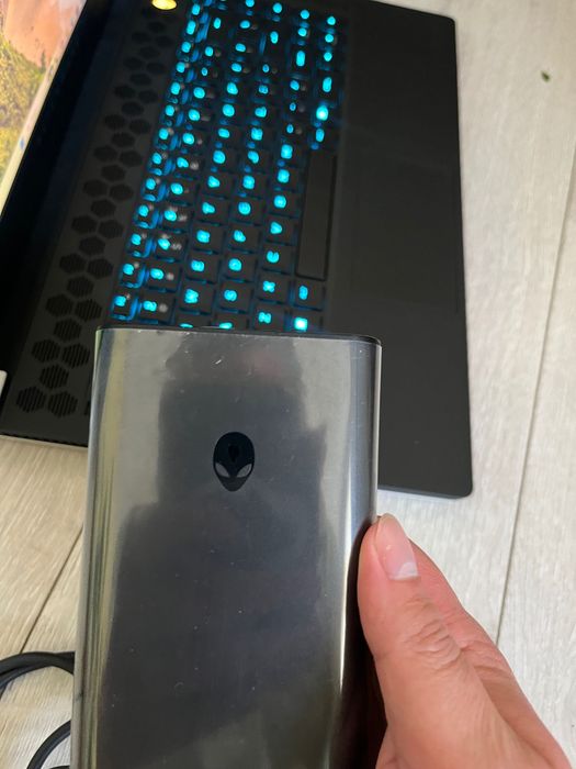 Игровий ноутбук/Laptop DELL Alienware X15 15R2-4667 15.6" 165Hz i7-12700H 16GB RAM 1TB SSD GeForce RTX3060