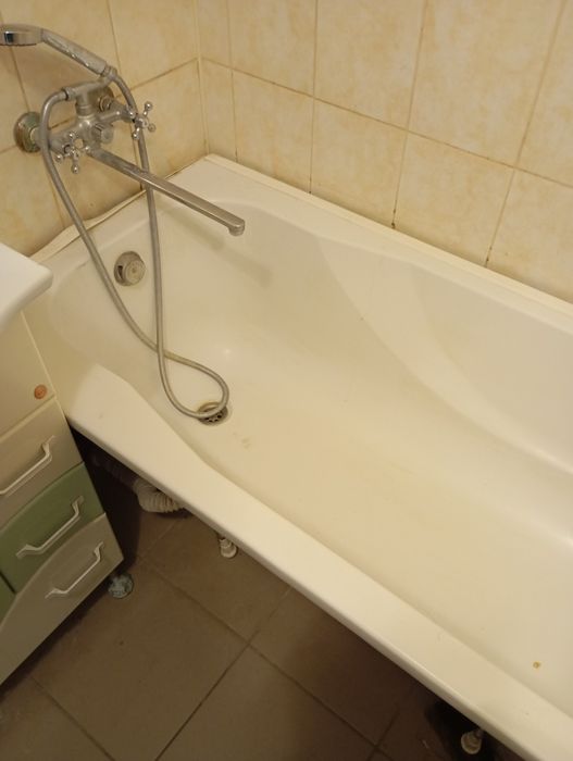 Ванна  акриловая