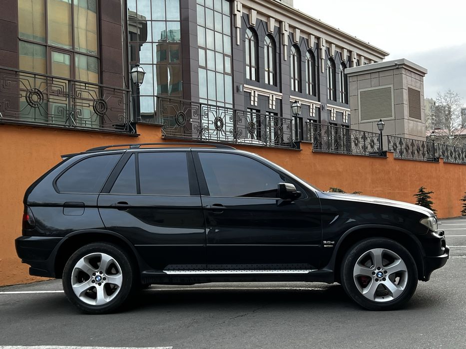 Продам BMW X5 3.0