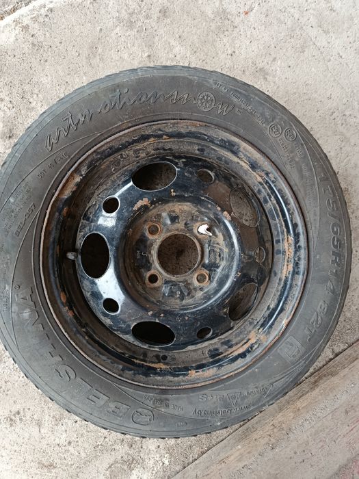 Продам диск с резиною 175/65 r14