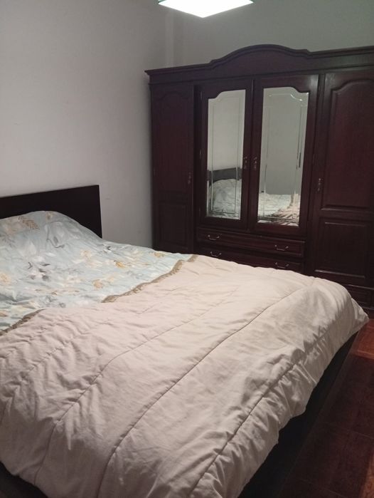 Quarto para arrendar...
