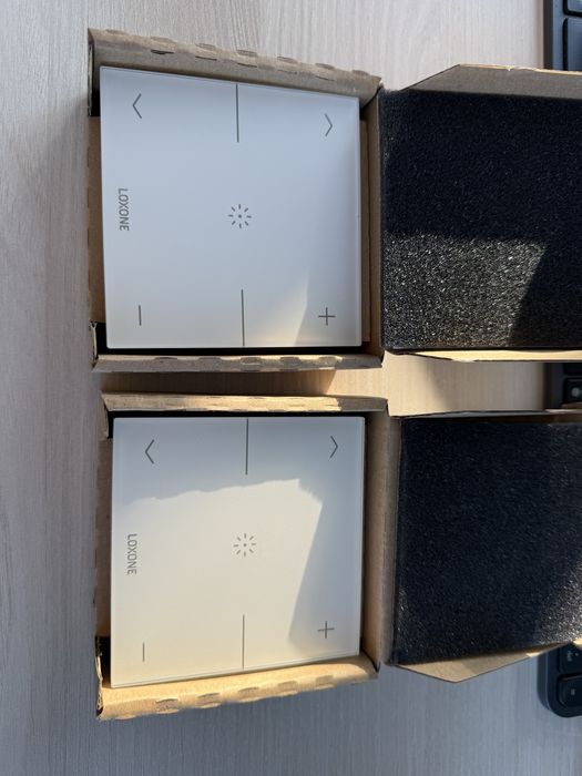 Loxone Touch Pure CO2