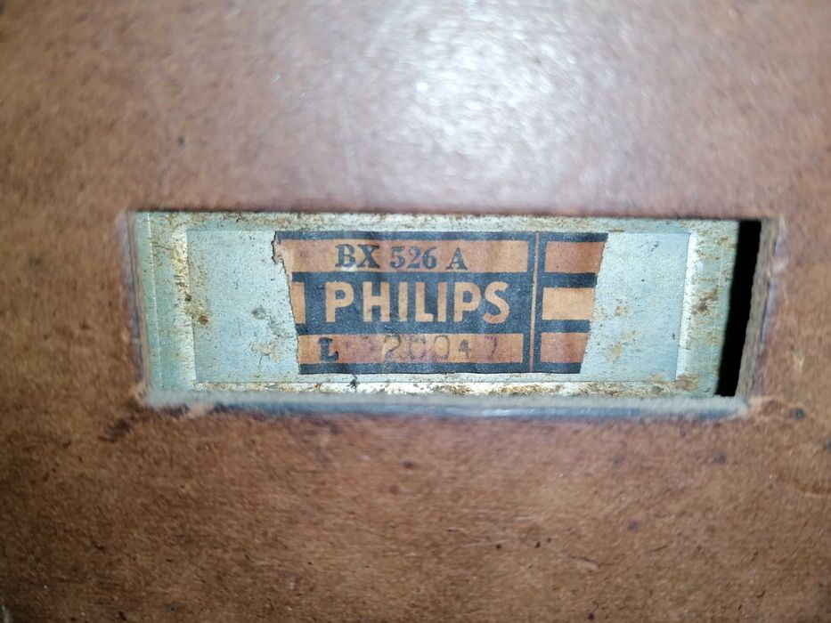 Rádio Philips BX526A (1953)