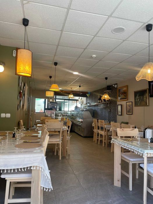 Oportunidade Única: Trespasse de Restaurante "Chave na Mão" no centro do Pinhal Novo | Renda baixa! — Pinhal Novo, Setúbal