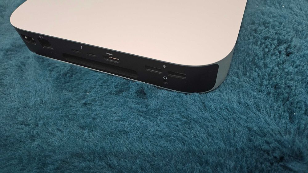 Mac Mini M2 da Apple 8Gb 256Gb SSD, impecável, como novo