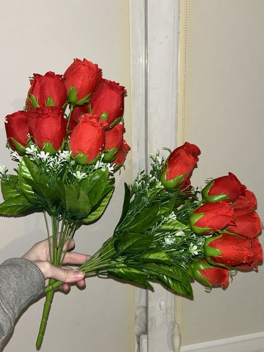 Квіти штучні троянди рози два букети