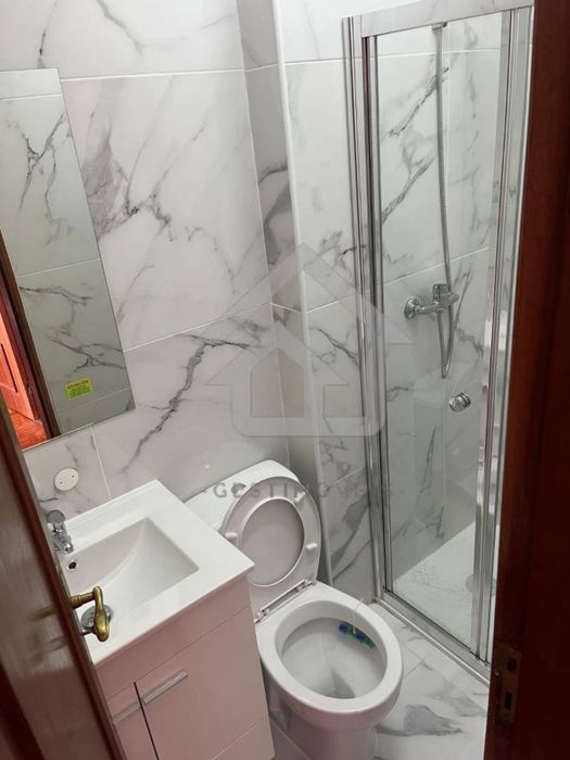 Cama em Quarto Partilhado (1 min da Estação)