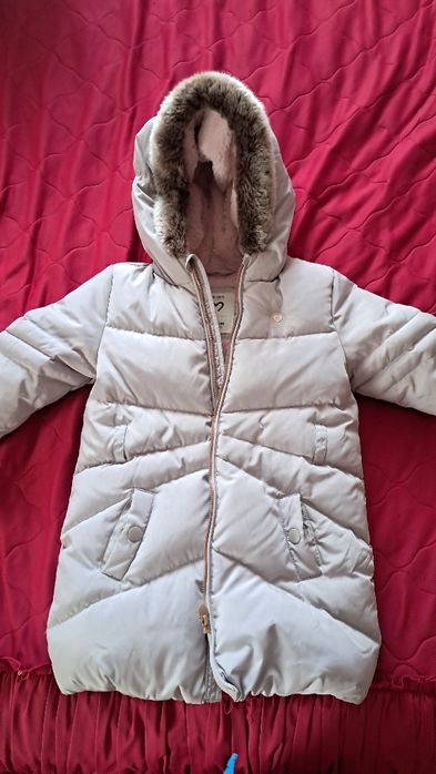 Продам пуховик зимовий
