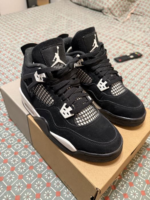 Jordan retro 4 Black/White