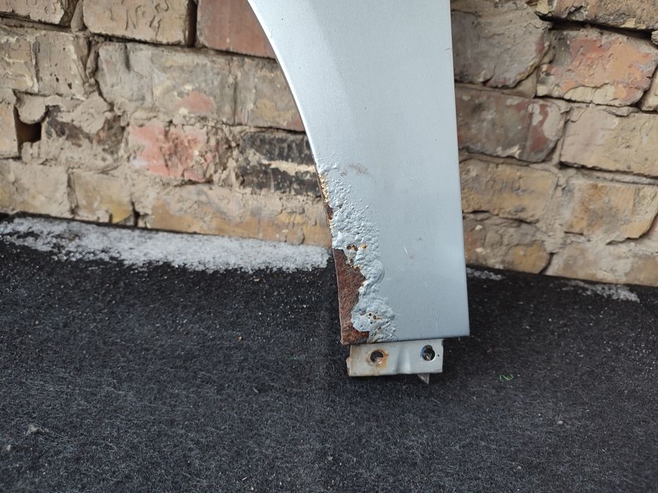 Крило переднє ліве Фольксваген Пассат Б6 крило VW Passat B6 LA7W