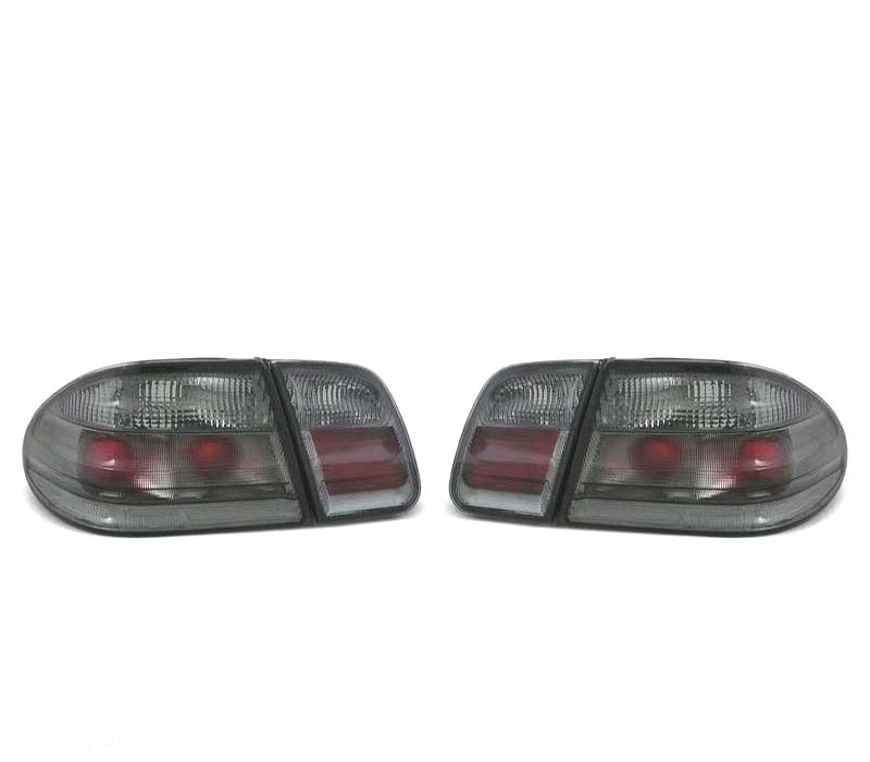 FAROLINS TRASEIROS MERCEDES E W210 95-99 ESCURECIDO