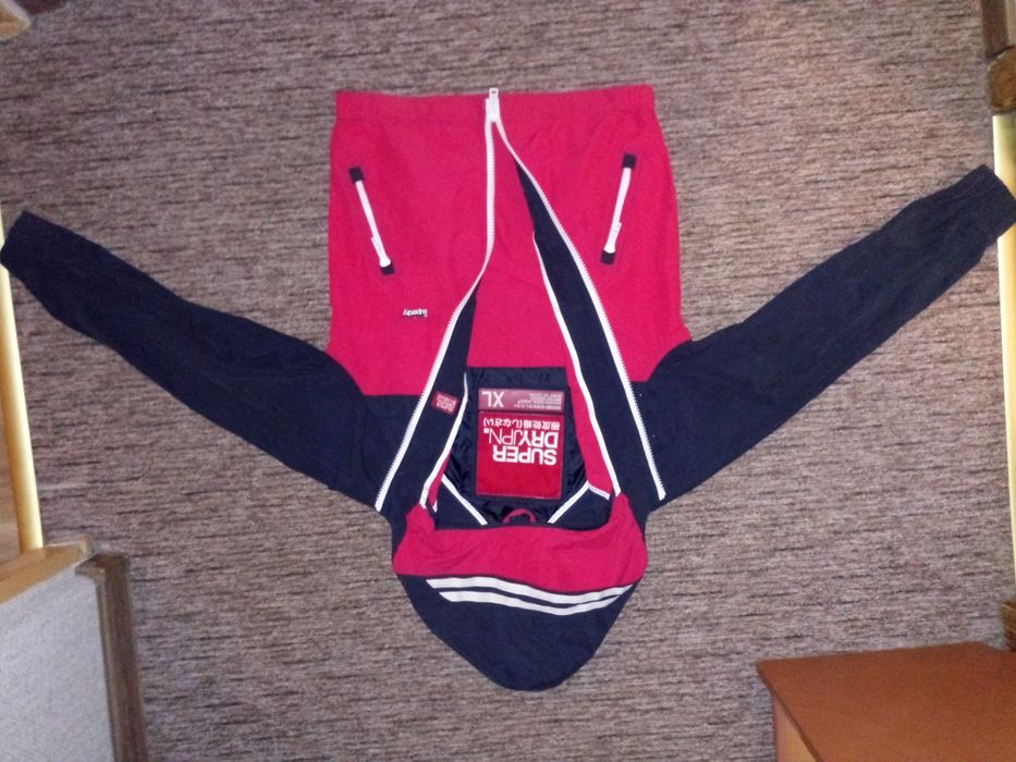 SuperDry kurtka z kapturem rozmiar XL