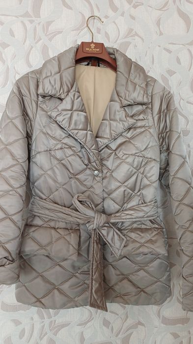 Куртка  жіноча демісезонна mila novа.Стан нової 44-46 м евро 40