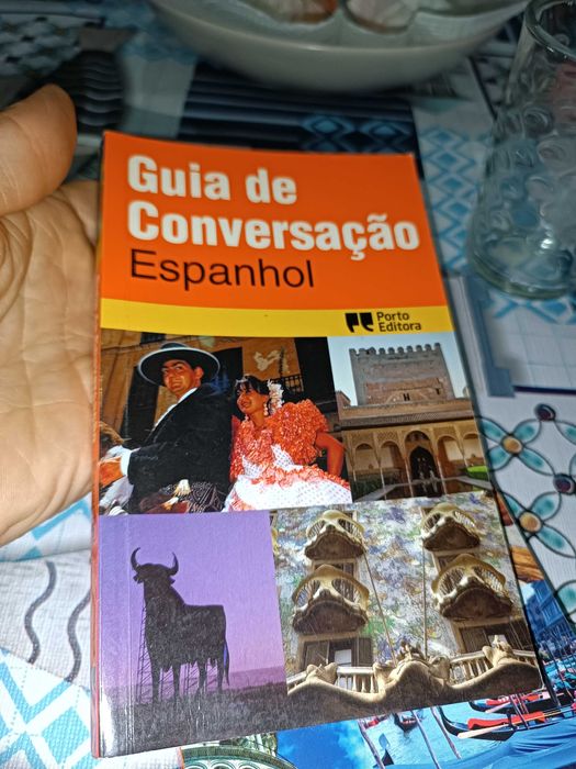 Guia de conversação Alemão Inglês Italiano e Espanhol