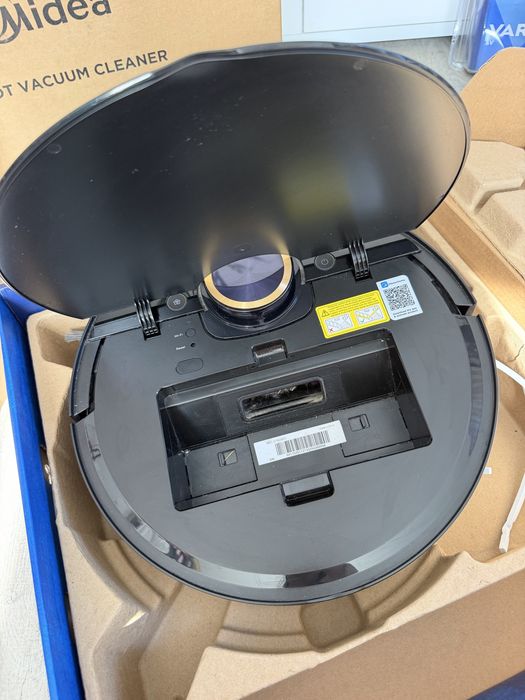 Миючий робот-пилосос Midea M7 Pro