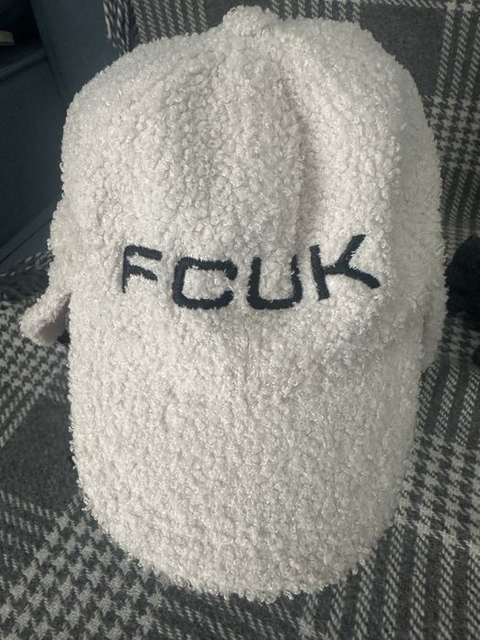 Шапка - кепка тепла FCUK