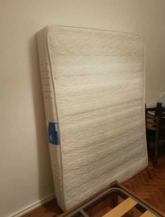 Cama Casal 158x214com estrado para colchão150*200Colchao oferta,Lisboa