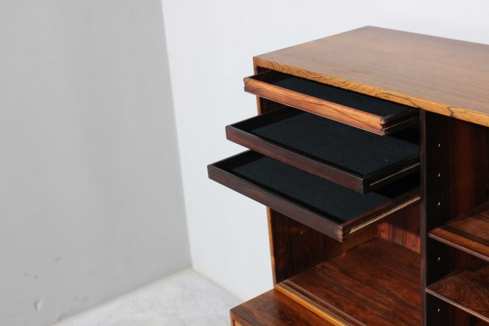 Aparador Kai Kristiansen modelo 54 em pau santo | Schou Andersen