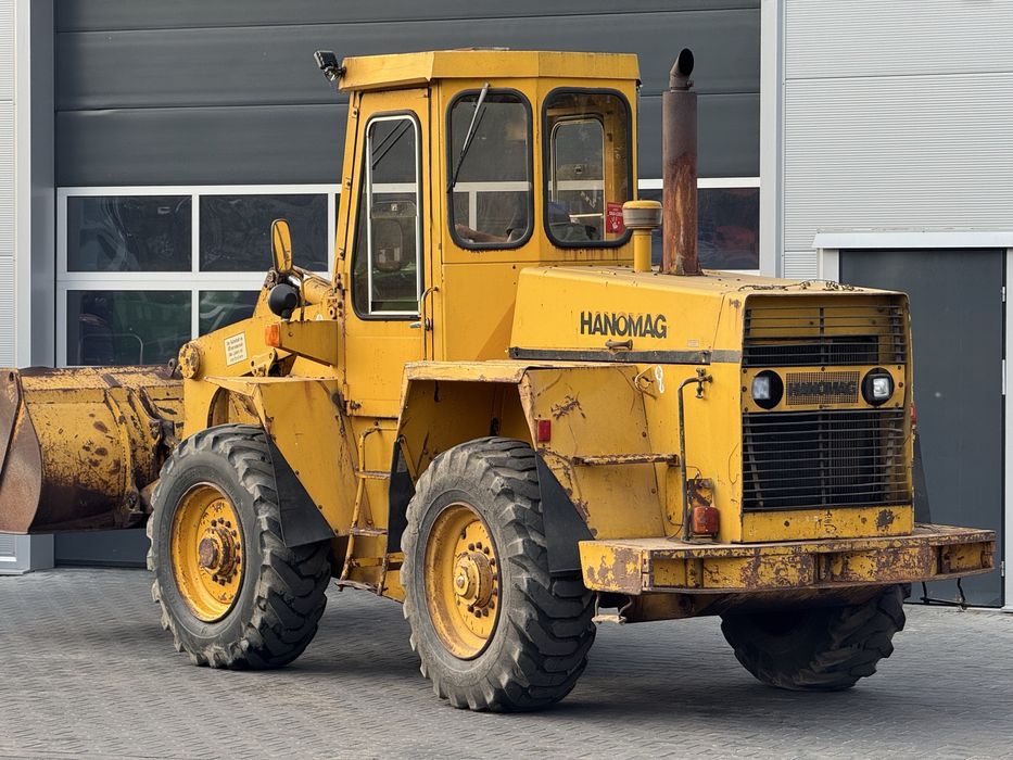 Hanomag 22 C ładowarka kołowa