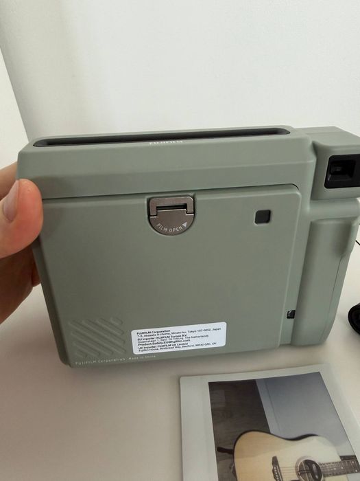 Фотоапарат миттєвого друку Instax Wide 400 fujifilm