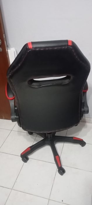 Cadeira gaming como nova