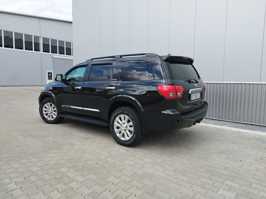 Toyota Sequoia Platinum 4x4