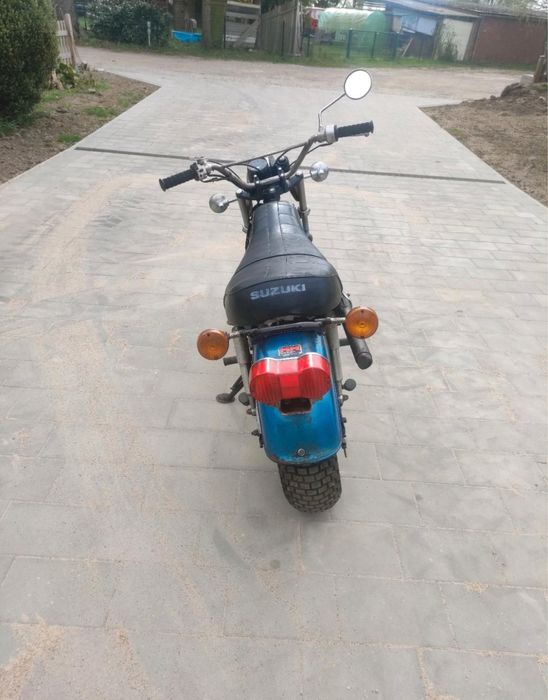 Suzuki RV 90 japońska motorynka