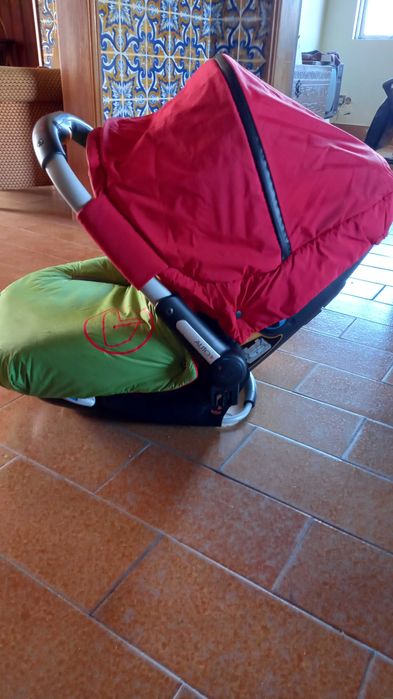 Conjunto de carrinho de criança e ovo