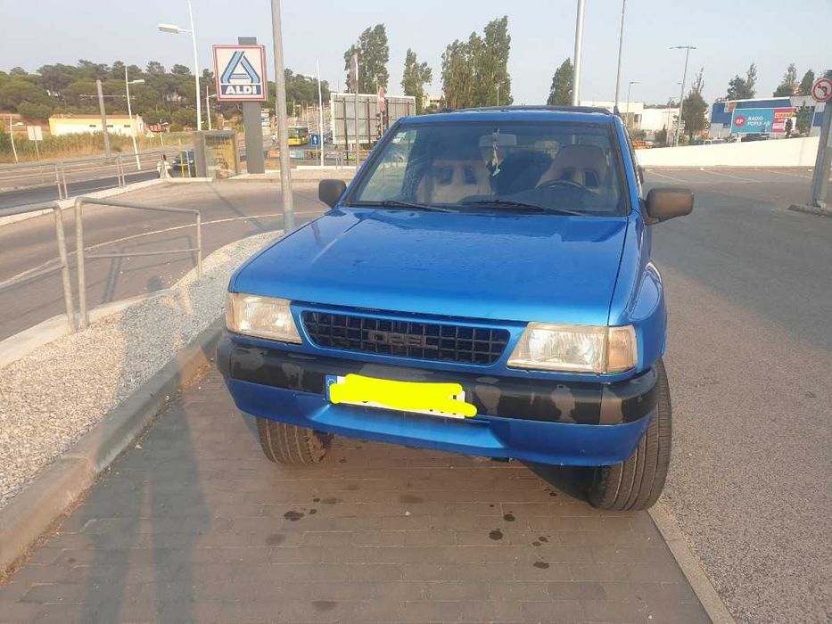 OPEL FRONTERA A 2.5td sport foto 5