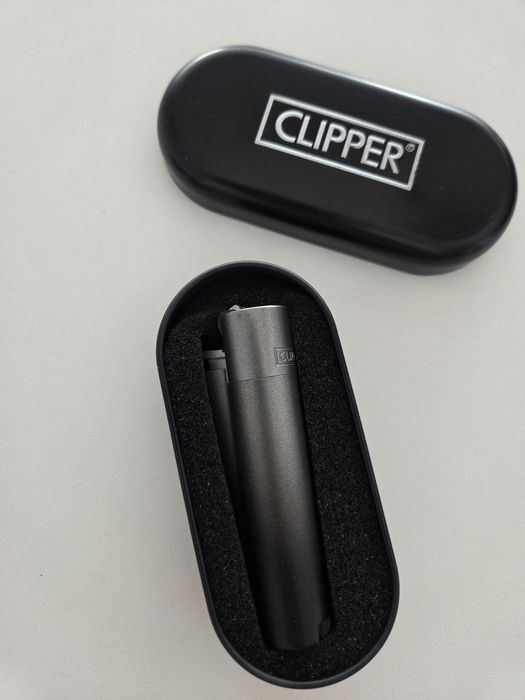 Isqueiros clipper de metal