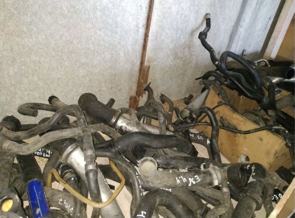 Шланг патрубок БМВ BMW E32 E34 E36 E38 E39 E46 Ф10 Ф30 Ф55 Ф54 Ф56 Ф57