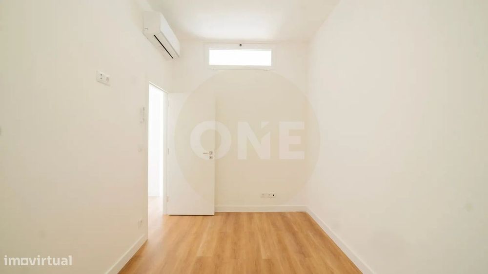 Apartamento T3 remodelado| Suite e closet | Codivel, Odivelas