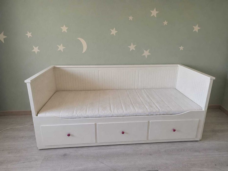 Vendo cama de Solteiro/Casal