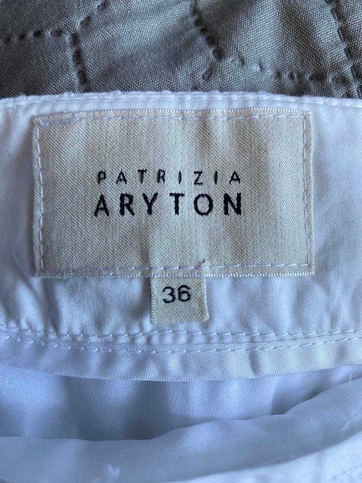 PATRIZIA ARYTON biała letnia spódnica r. 36