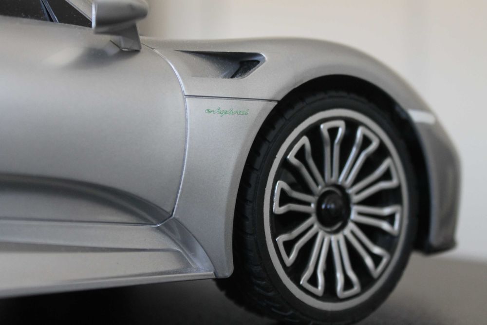 Carro Telecomandado - Porshe 918 Spyder