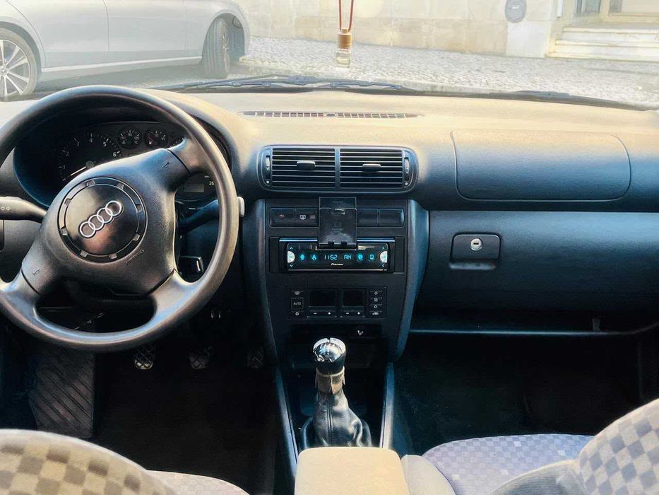 Audi A3 1.6 260.000km A/c Tecto Abrir