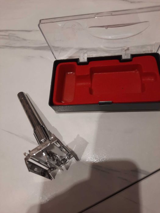 Golarka na zwykłą żyletkę– nowa