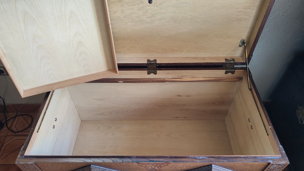 Solid Wood Chest492465334162575364