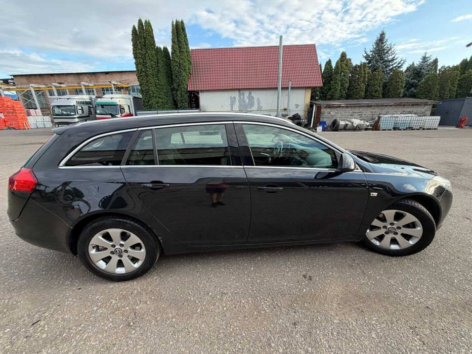 Продам Opel Insignia 2013 року