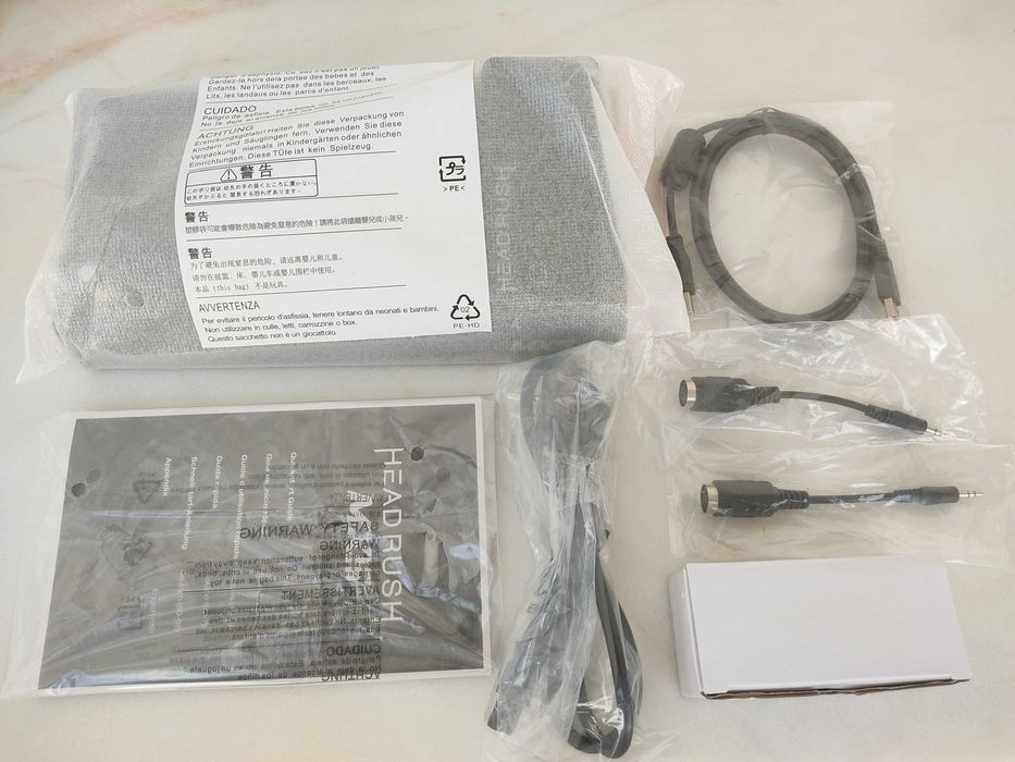 Pedaleira de guitarra Headrush MX5.